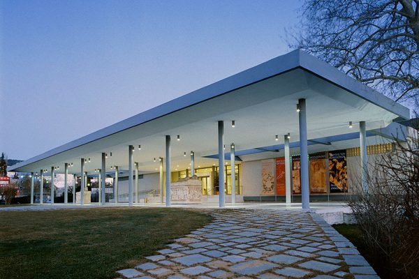 ArchMuseum---HolidayTours