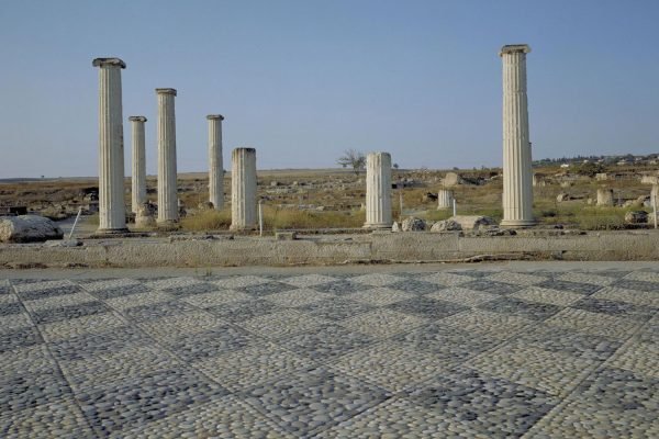 Archeological-site-of-Pella-(1)