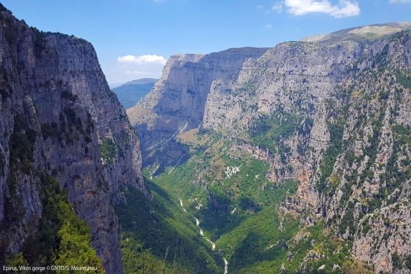 Epirus_VikosGorge_photo S Mourelatou (HolidayTours)