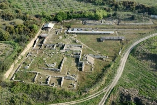 CREATOR: gd-jpeg v1.0 (using IJG JPEG v62), quality = 75