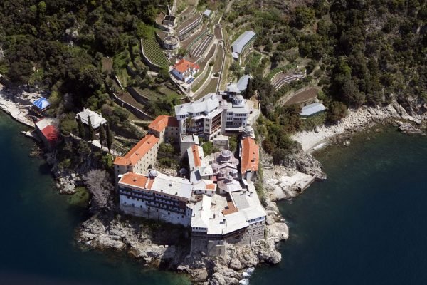 athos-monasteries5-1-e1561467805295