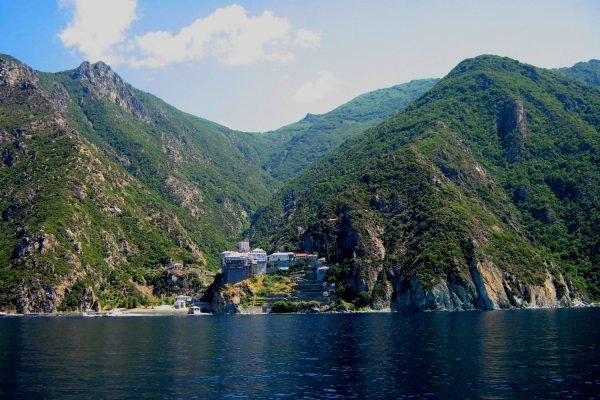 athos-monasteries6-1-e1561467864983