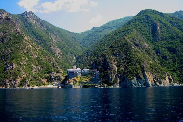 athos-monasteries6-1-e1561467864983