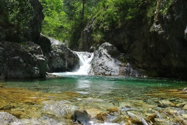 enipeas (HolidayTours)